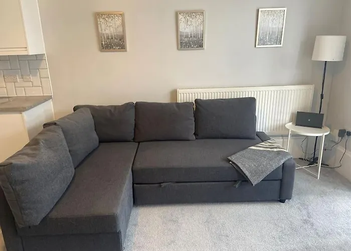 Central Southsea Boutique 2 Bedroom Flat