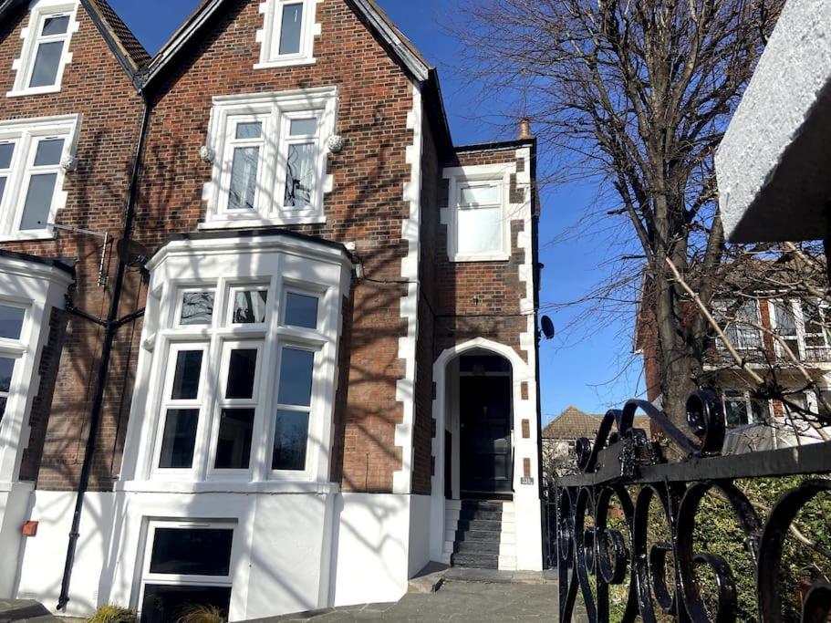 Apartment Southsea Boutique 2 Bedroom Flat